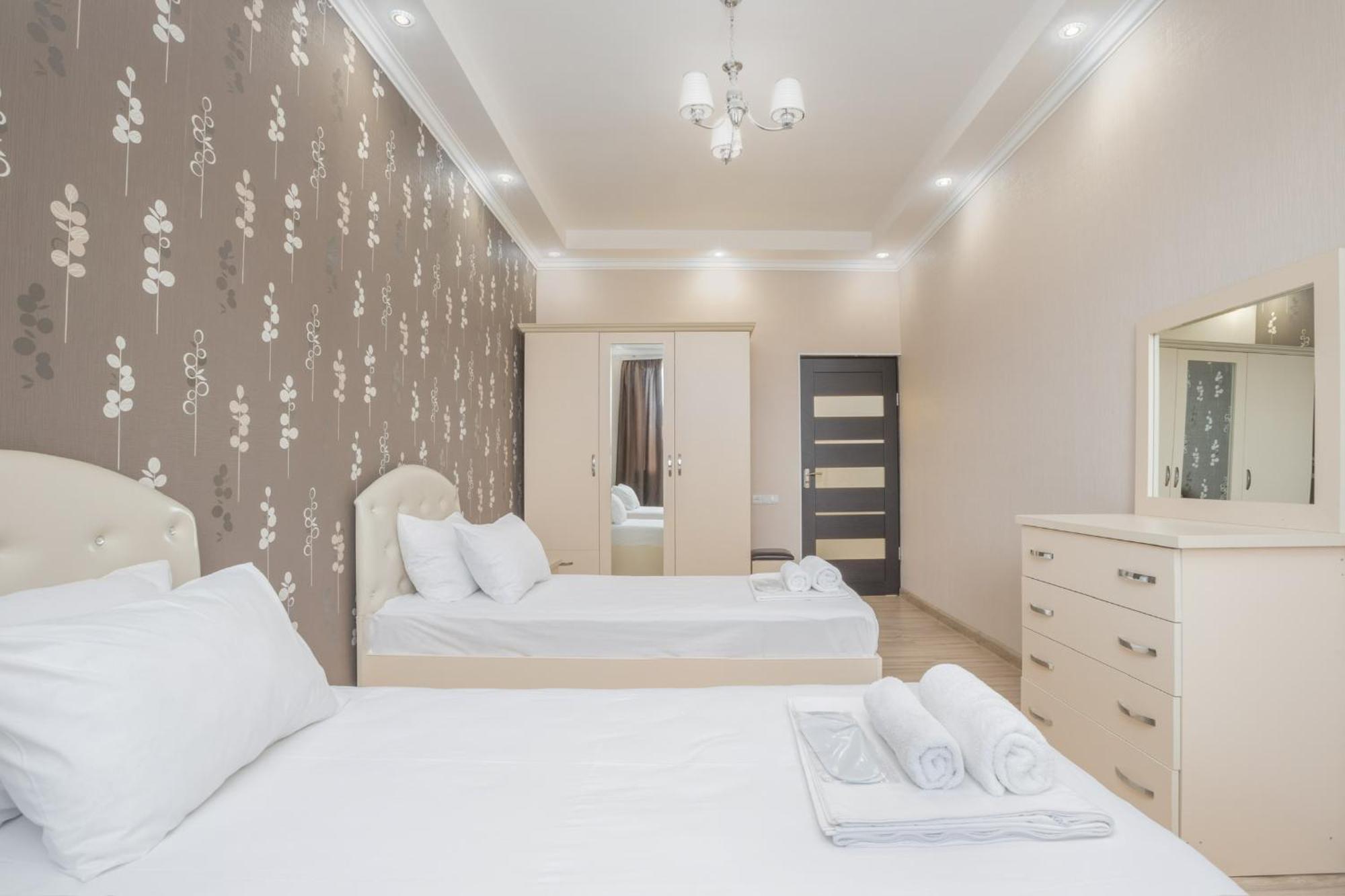 2 Bedrooms 2 Bathrooms Large And Lux Apartment Best Location Erywań Zewnętrze zdjęcie