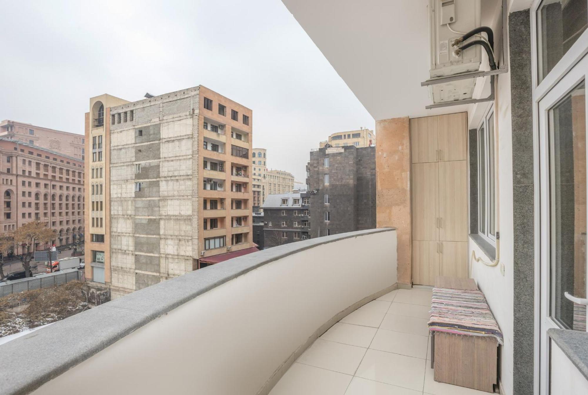 2 Bedrooms 2 Bathrooms Large And Lux Apartment Best Location Erywań Zewnętrze zdjęcie