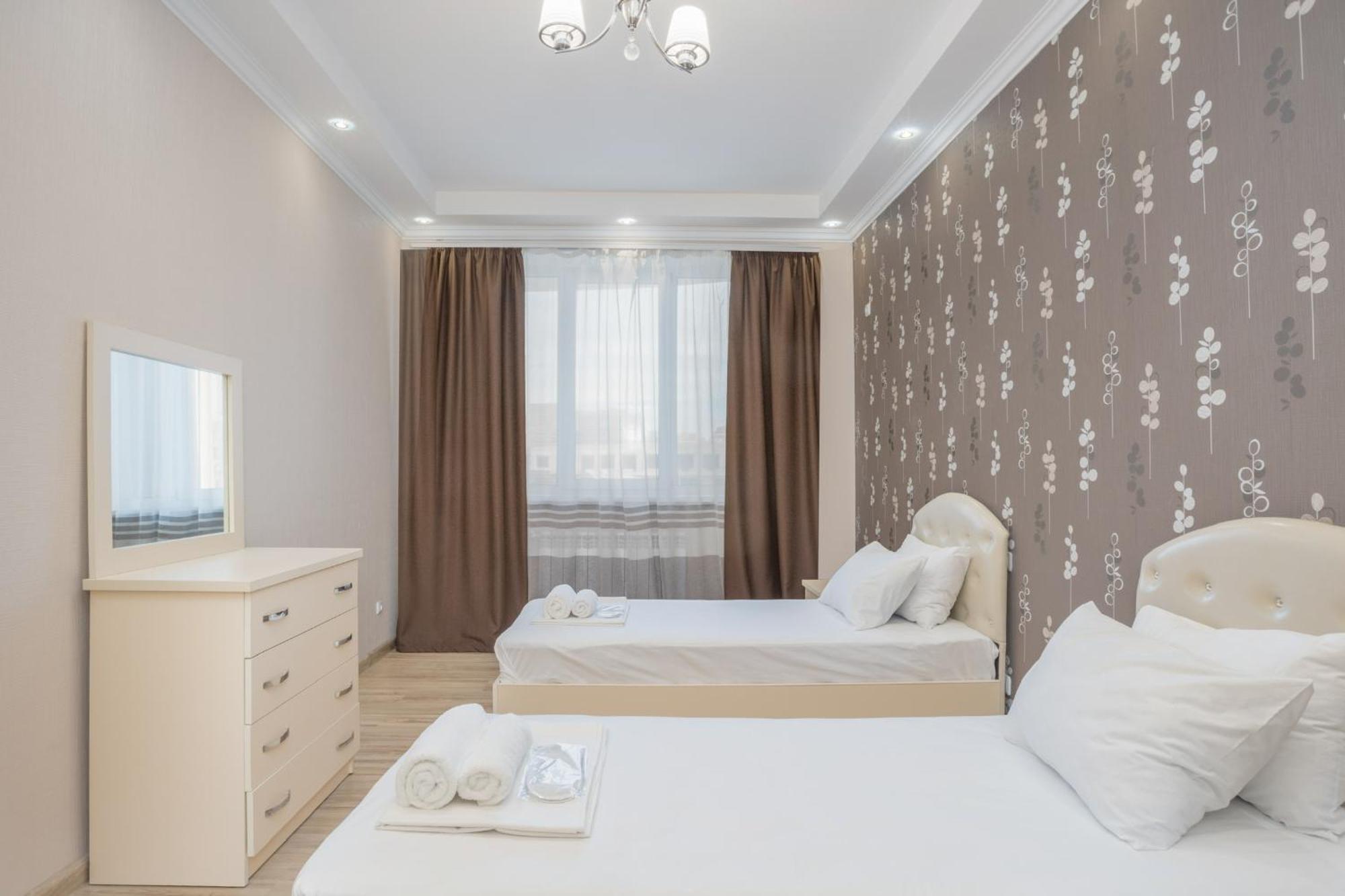 2 Bedrooms 2 Bathrooms Large And Lux Apartment Best Location Erywań Zewnętrze zdjęcie